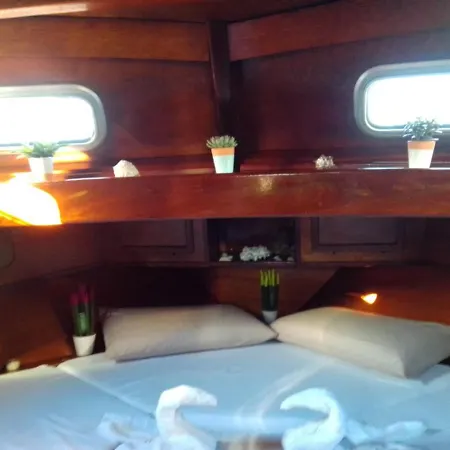 Botel Santa Lù Marzamemi